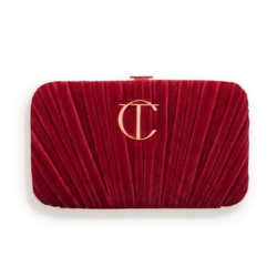 Packshot_of_Box__CHARLOTTE-S_HOLLYWOOD_MINI_BRUSH_SET-1png - shopcosmoprof.com Red velvet pleated clutch bag with a gold interlocking logo on the front, suitable for evening wear.